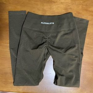 Khaki alphalete amplify